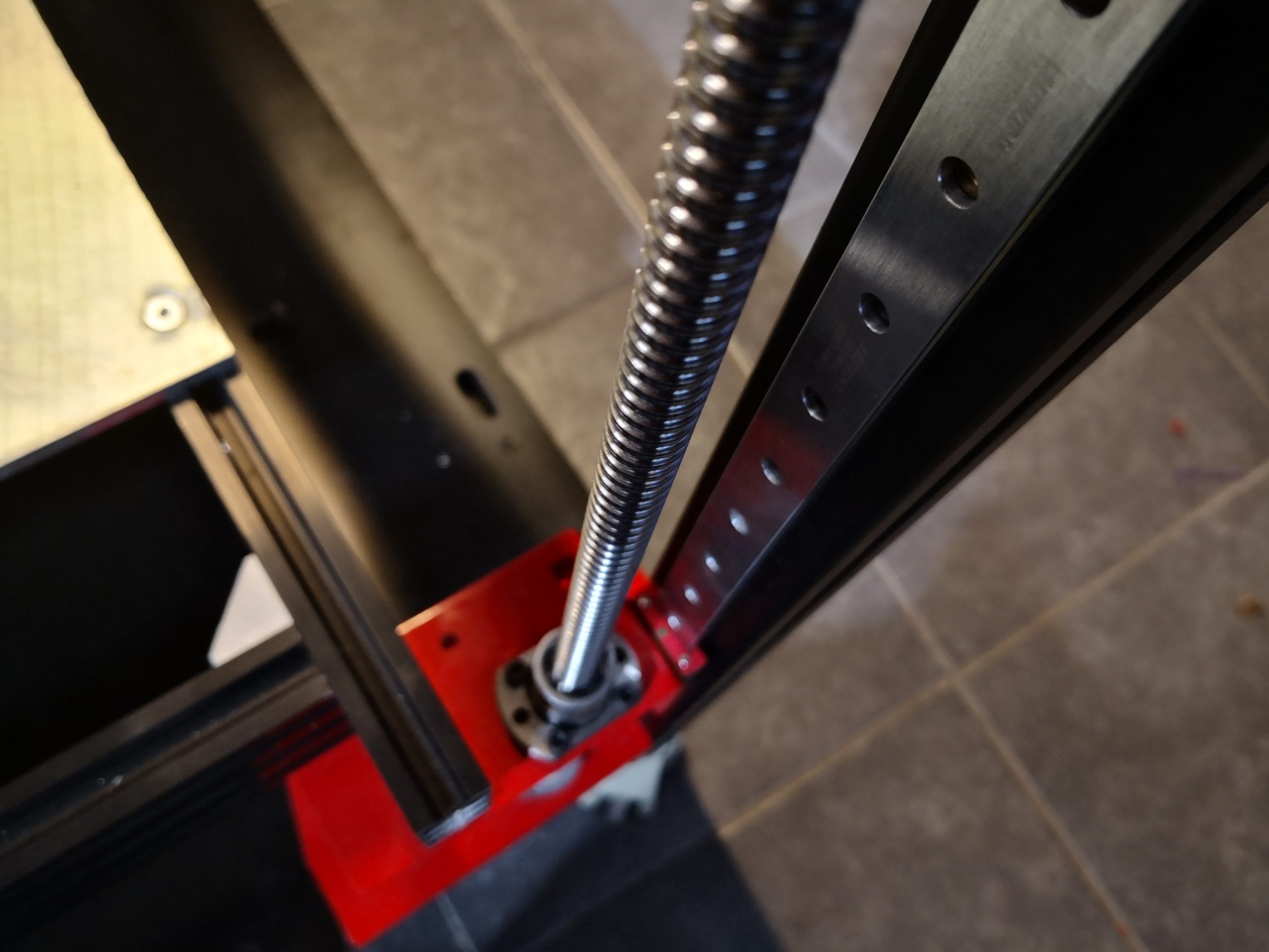 Modix HIWIN linear rails and ball-screw Z axis
